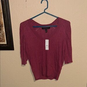 White House Black Market Lightweight Sweater Top Cashmere Blend V-Neck Size S